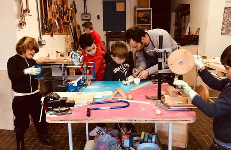 28056116_1575233879192843_2308167648992613861_n